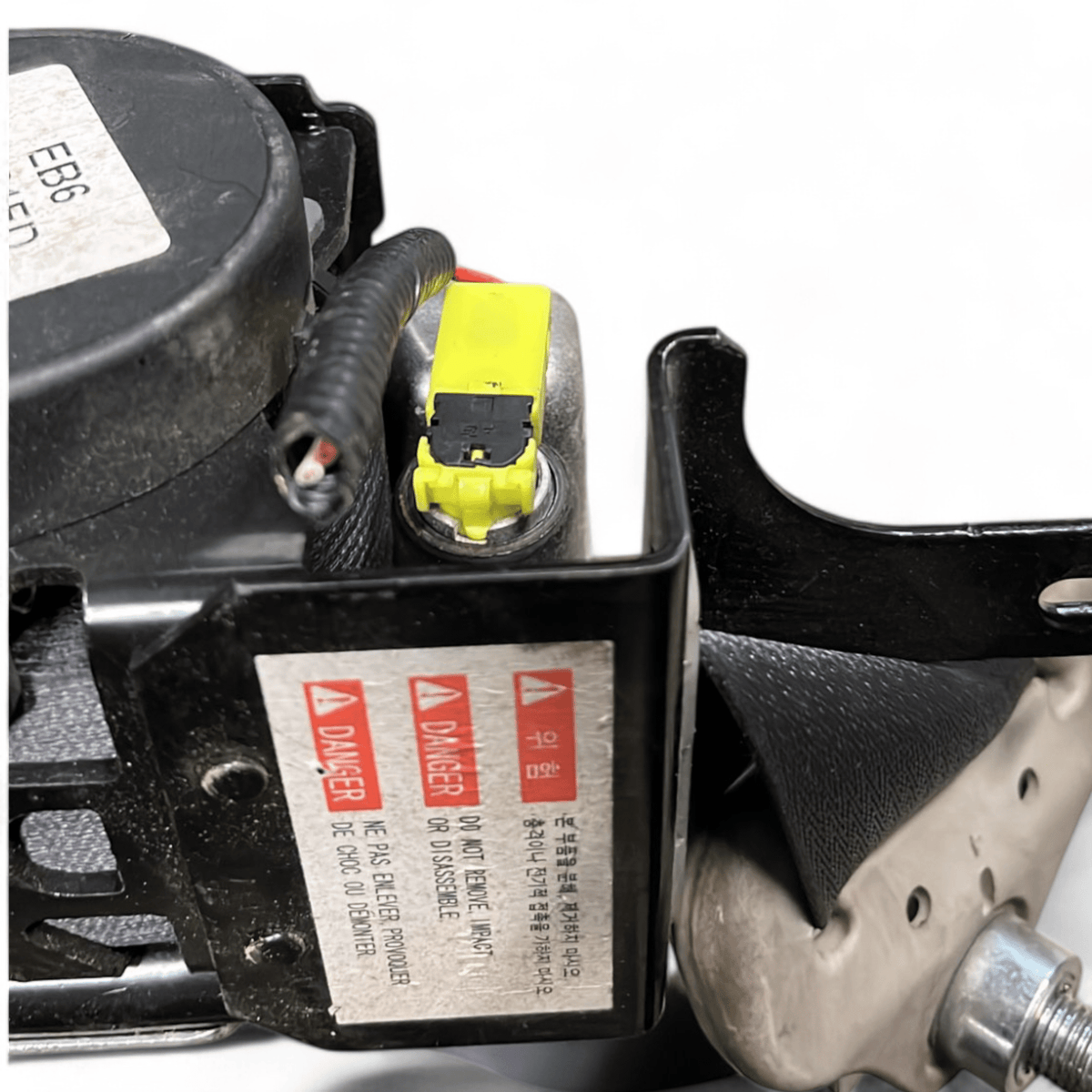 Cintura di sicurezza anteriore destra Renault Koleos (2008 - 2016) cod.86884JY11A - F&P CRASH SRLS - Ricambi Usati