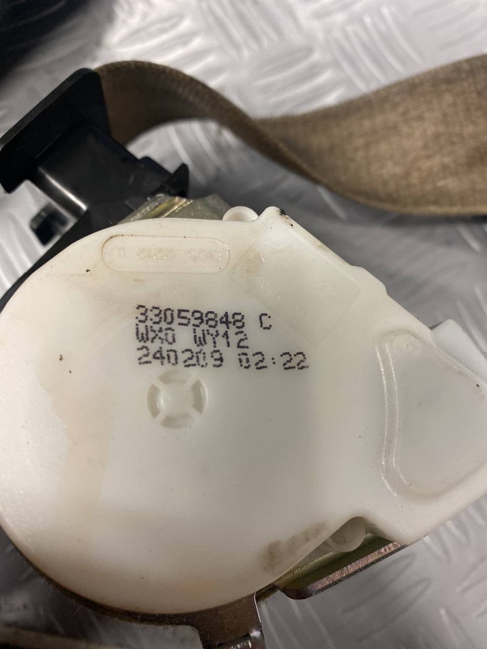 Cintura di sicurezza anteriore sinistra Bmw serie 3 e90 cod:33059848 - F&P CRASH SRLS - Ricambi Usati