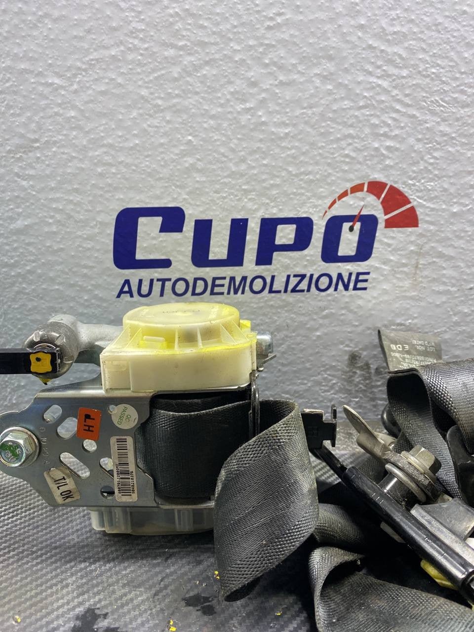 Cintura di sicurezza anteriore sinistra Hyundai i20 cod:888701j200omi - F&P CRASH SRLS - Ricambi Usati