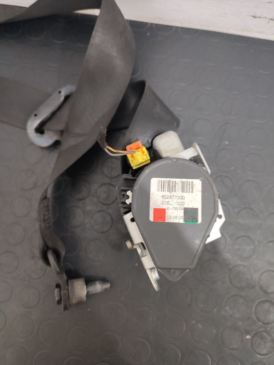 Cintura di sicurezza anteriore sinistra MERCEDES-BENZ CLASSE A W169 cod: 602877300 - F&P CRASH SRLS - Ricambi Usati