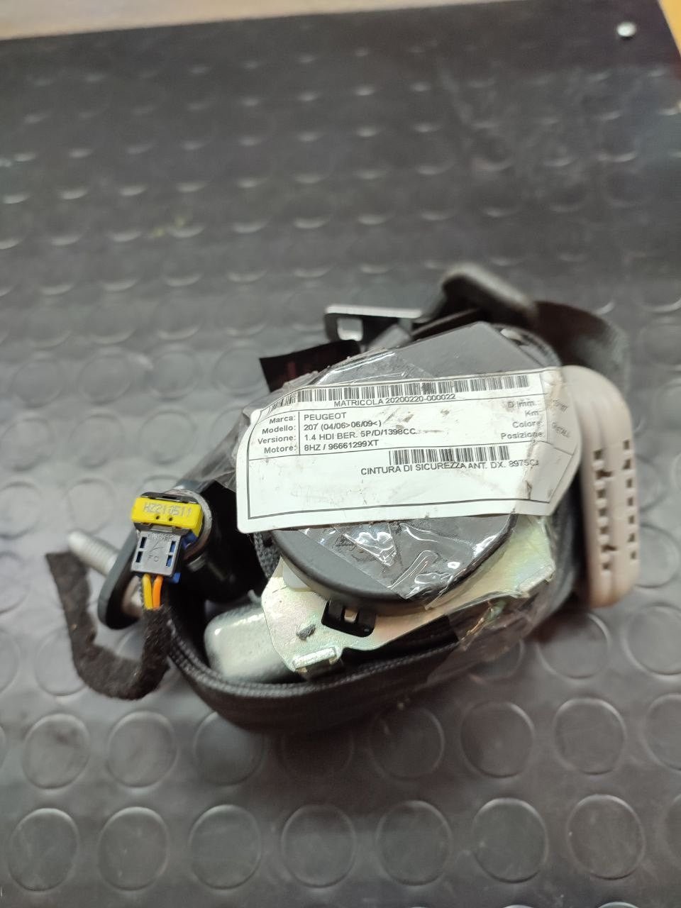 Cintura di sicurezza anteriore sinistra Renault Clio mk3 2005 - F&P CRASH SRLS - Ricambi Usati