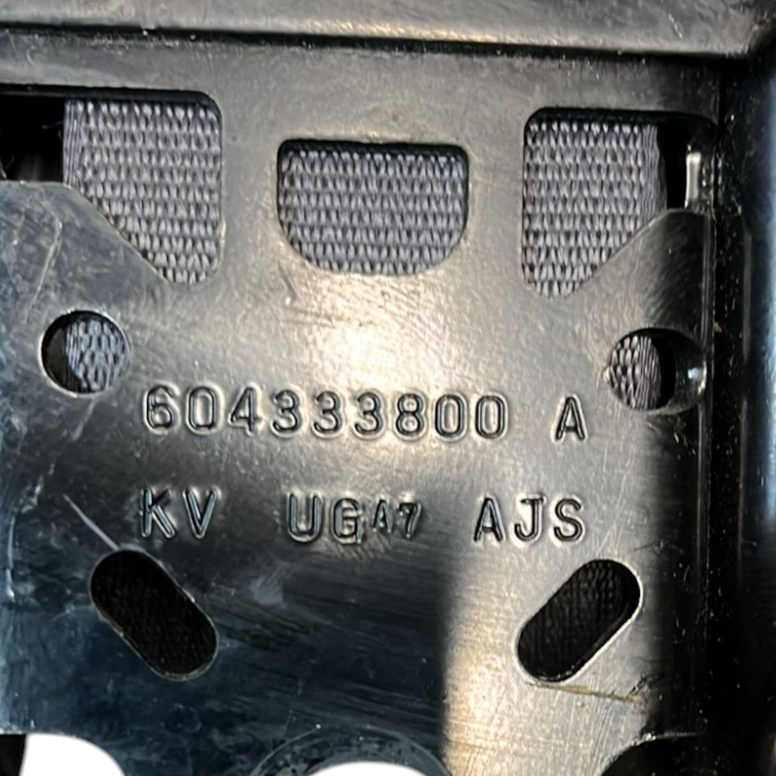 Cintura Di Sicurezza Anteriore Sinistra Renault Koleos cod:604333800 (2007 >2016) - F&P CRASH SRLS - Ricambi Usati