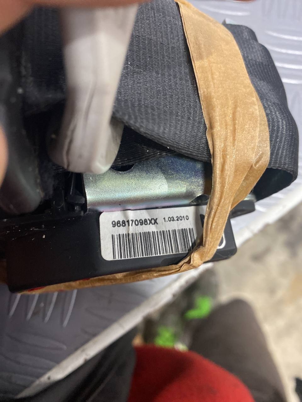 Cintura di sicurezza Citroen Picasso C3 posteriore sinistra cod:96817098XX - F&P CRASH SRLS - Ricambi Usati