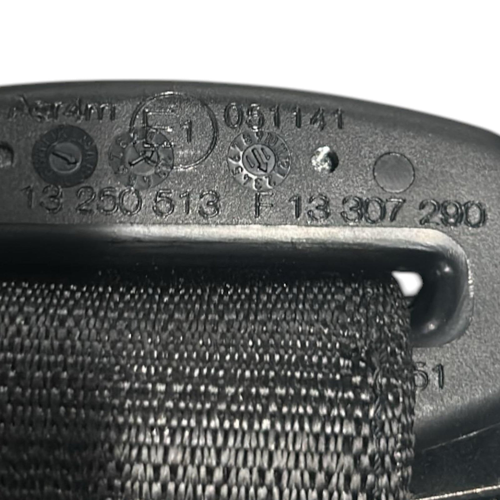 Cintura Di Sicurezza Posteriore Centrale Opel Meriva B cod.13250513 (2010 > 2017) cod.13307290 - F&P CRASH SRLS - Ricambi Usati