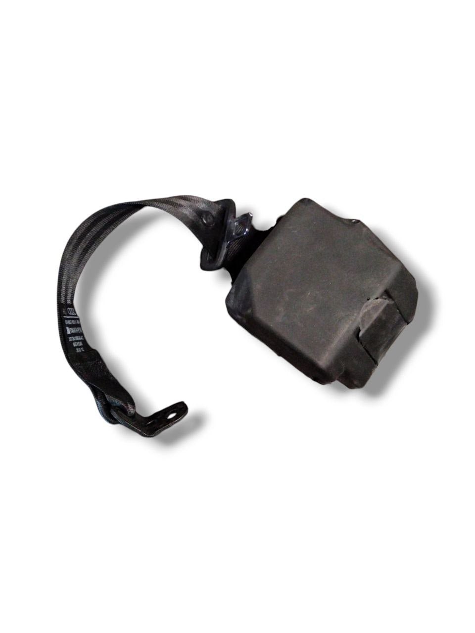 Cintura di sicurezza posteriore Destra Audi A1 1.6 diesel (2010 - 2018)cod.8X4857805A - F&P CRASH SRLS - Ricambi Usati