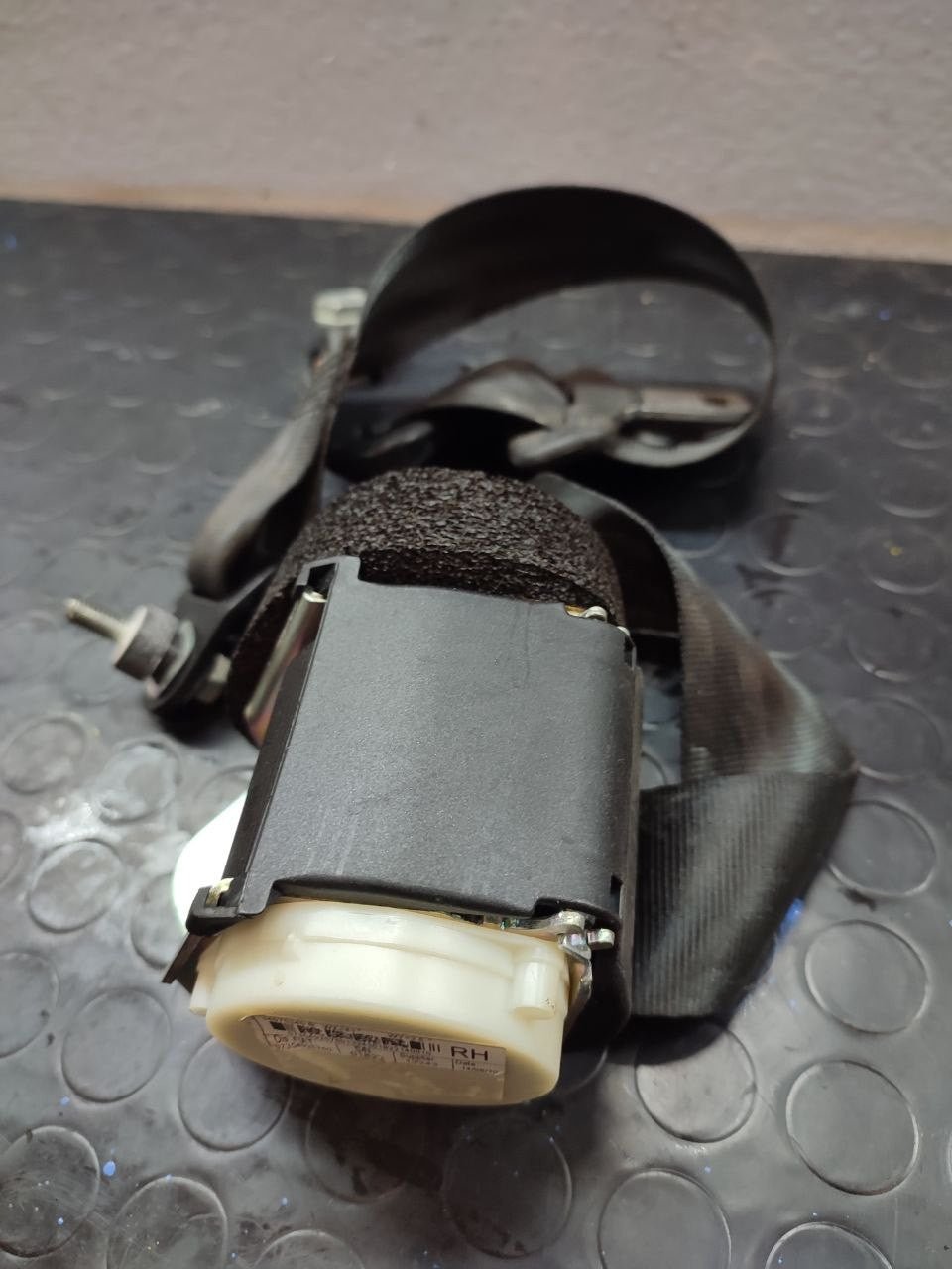 Cintura Di Sicurezza posteriore destra FIAT 500 (2016) cod: 07354925760 - F&P CRASH SRLS - Ricambi Usati