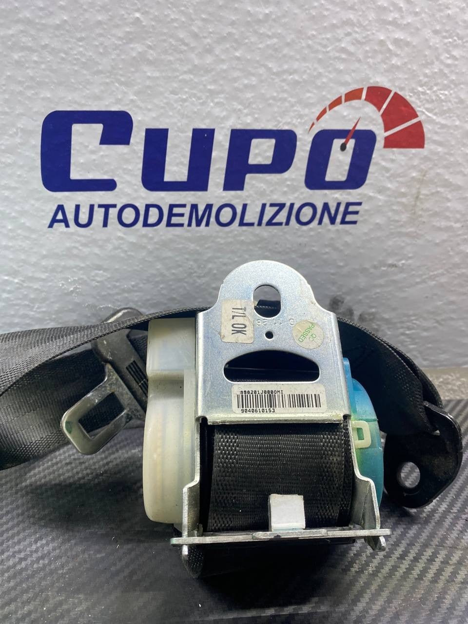Cintura di sicurezza posteriore destra Hyundai i20 cod:890201j00omi - F&P CRASH SRLS - Ricambi Usati