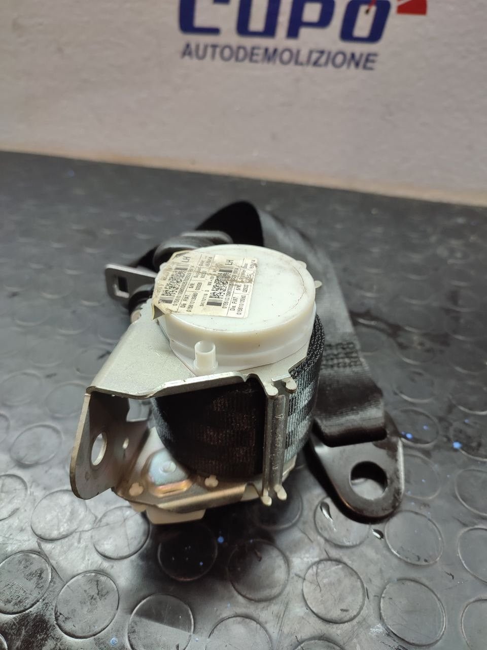 Cintura di sicurezza posteriore sinistra ALFA ROMEO GIULIETTA 1.4 TB (2014) cod: 01561013970 - F&P CRASH SRLS - Ricambi Usati