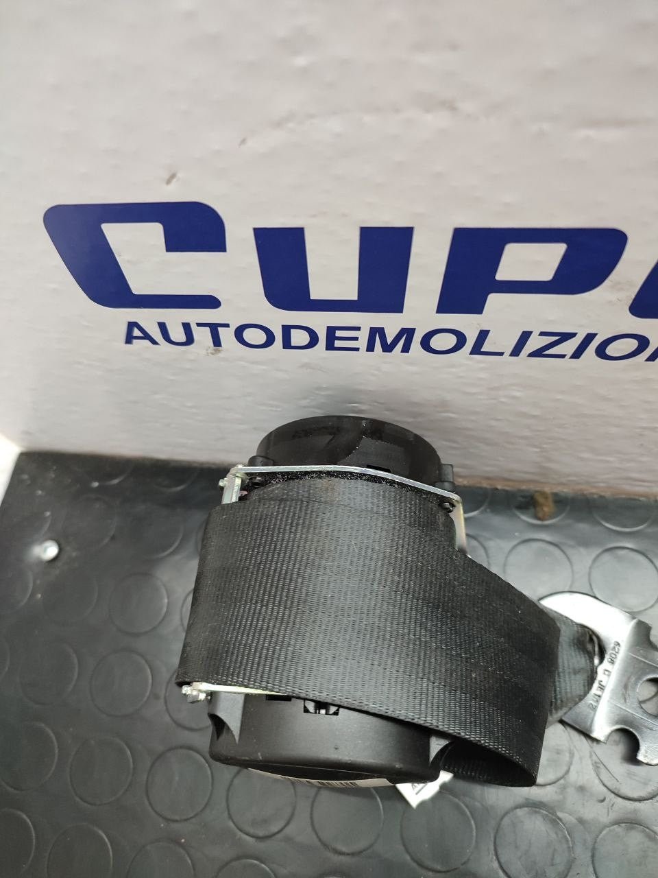 Cintura di sicurezza posteriore sinistra ALFA ROMEO MITO cod: 620182100a - F&P CRASH SRLS - Ricambi Usati