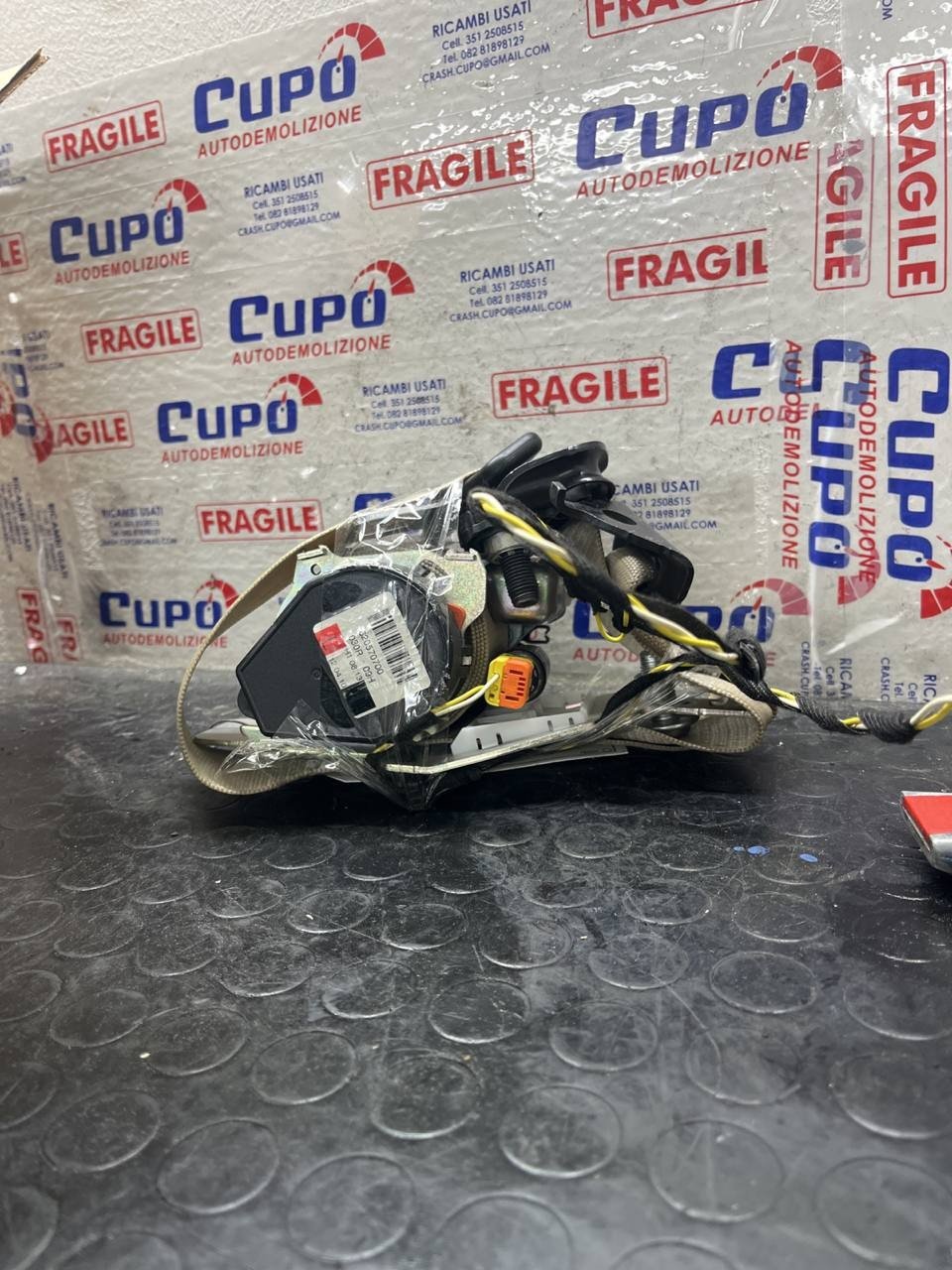 Cintura Di Sicurezza Posteriore Sinistra Mercedes-Benz Ml w166 - F&P CRASH SRLS - Ricambi Usati