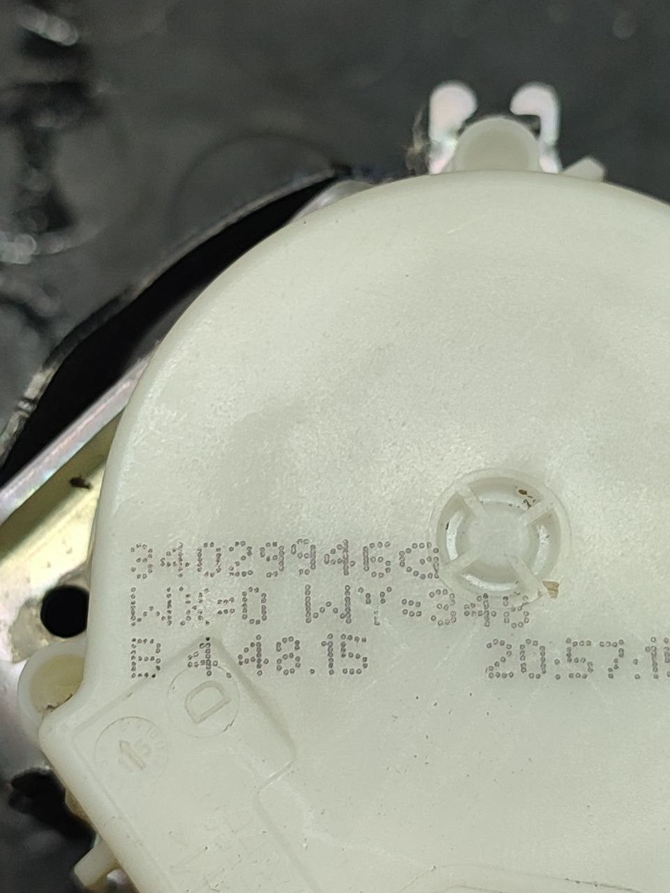 Cintura Di Sicurezza Posteriore Sinistra Peugeot 5008 (2013) Cod:34029946G - F&P CRASH SRLS - Ricambi Usati