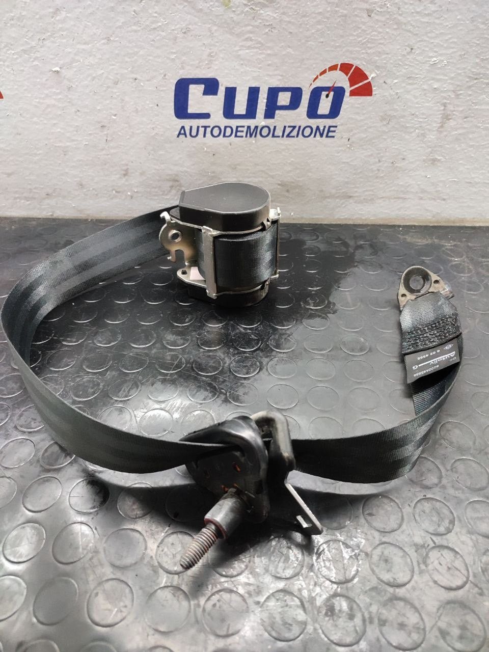 Cintura Di Sicurezza Posteriore Sinistra Renault Kangoo (Restyling 2013) Cod:8200448888 - F&P CRASH SRLS - Ricambi Usati