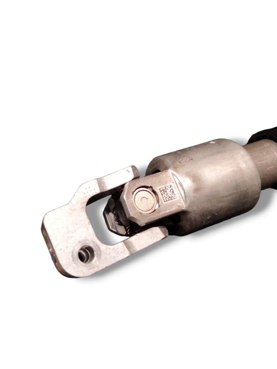 Colonna / Asta Piantone di sterzo Mercedes - Benz Classe C w205 cod.a2054620400 (2014 - 2021) - F&P CRASH SRLS - Ricambi Usati