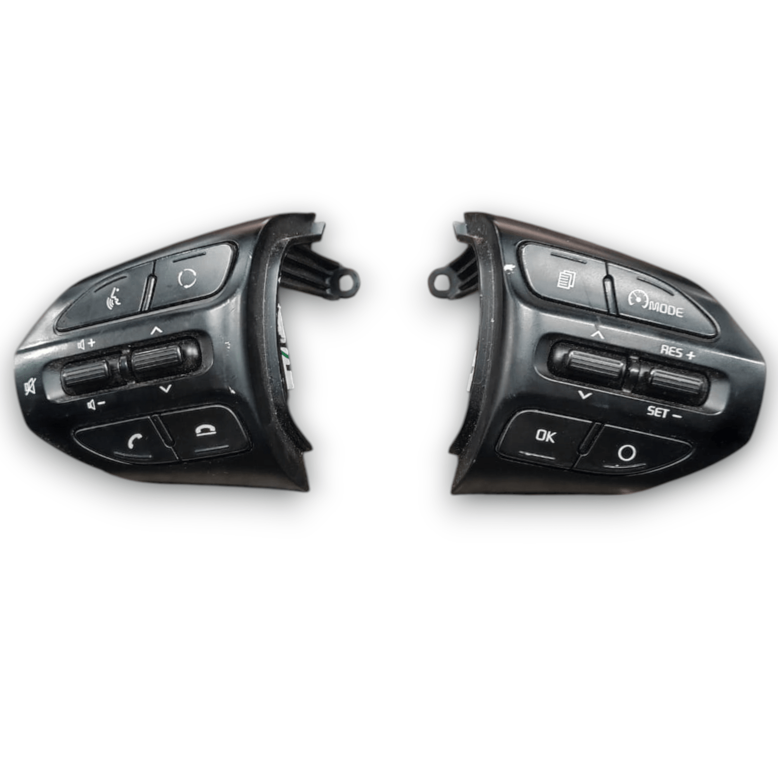 Comandi Al Volante Kia Rio (YB) COD: 299181040 (2017 - 2023) - F&P CRASH SRLS - Ricambi Usati