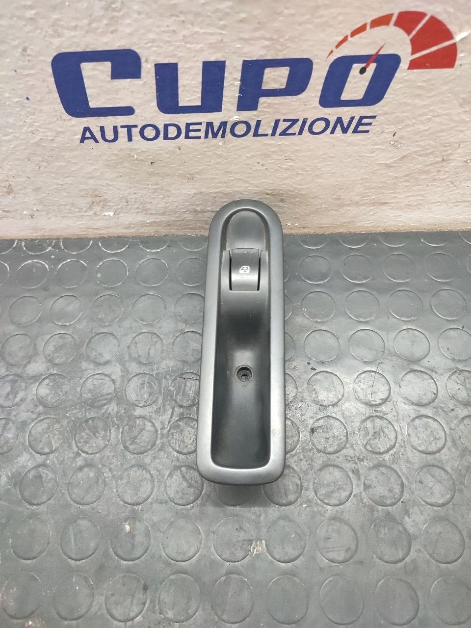 Comandi Alza Cristalli Posteriore Sinistro Renault Scenic (2008) Cod:156013870 - F&P CRASH SRLS - Ricambi Usati