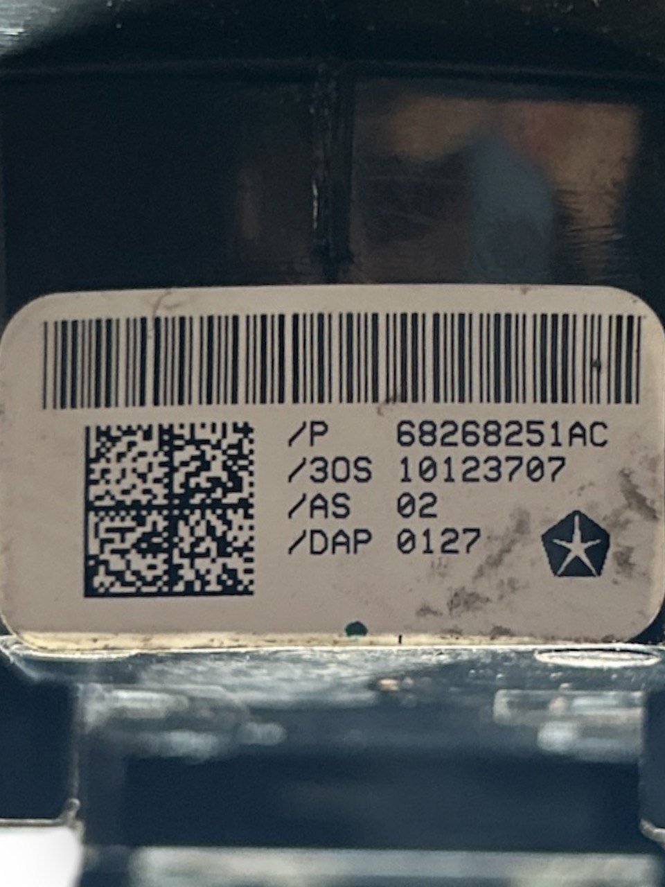 Comandi Alzavetri Anteriore Destro Jeep Cherokee (KL) (2013 > 2023) cod.68268251AC - F&P CRASH SRLS - Ricambi Usati