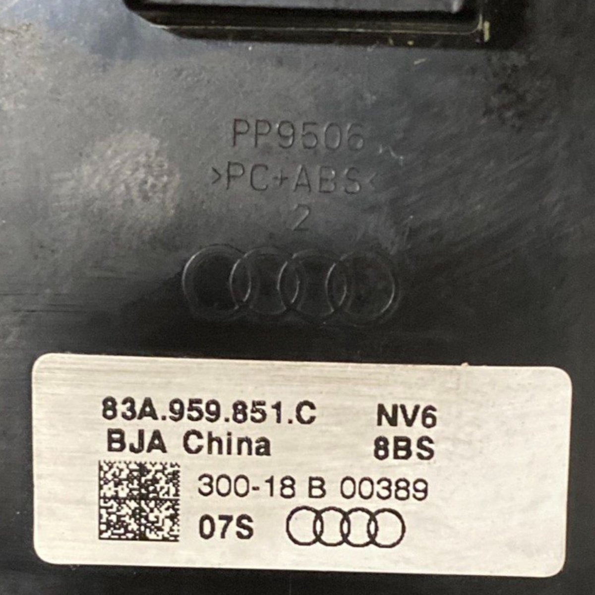 Comandi alzavetri anteriore sinistro (sx) audi q3 (2018 - ) Cod: 83a959851c - F&P CRASH SRLS - Ricambi Usati