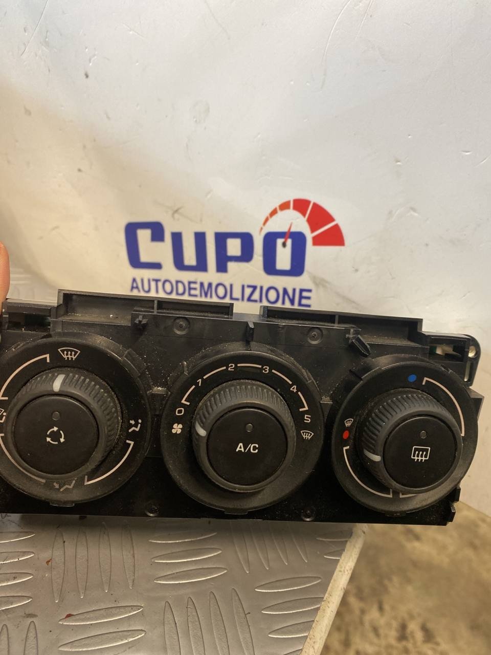 Comandi aria condizionata clima Peugeot 308 cod:t1000220k - F&amp;P CRASH SRLS - Ricambi Usati