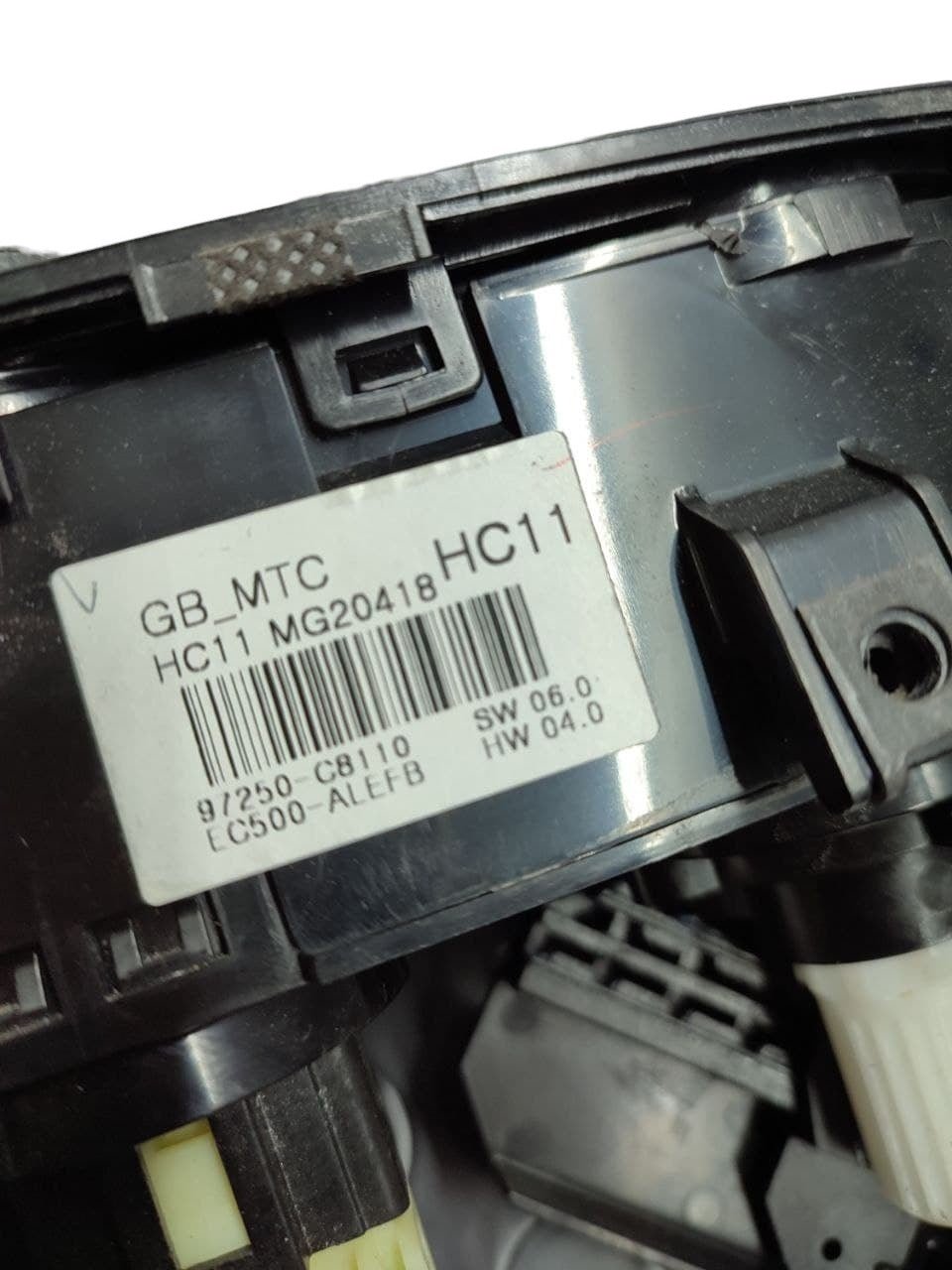 Comandi Clima Aria Condizionata Hyundai I20 ( 2017 ) cod : 97250 - C8110 - F&P CRASH SRLS - Ricambi Usati