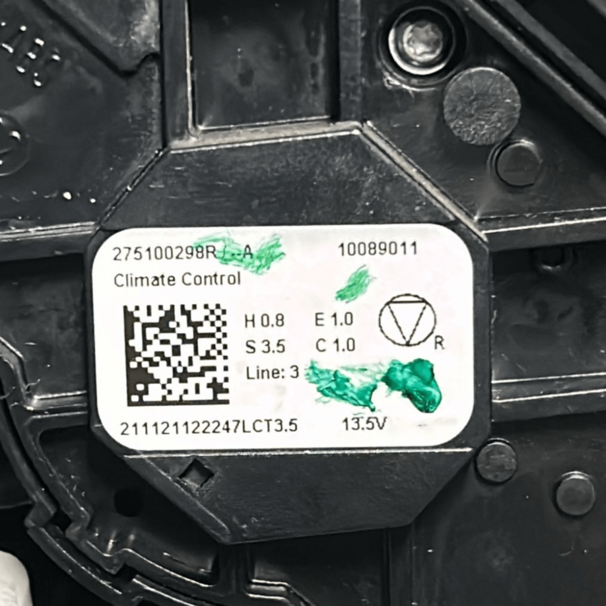 Comandi Clima Dacia Jogger cod:275100298R (2021 >) - F&P CRASH SRLS - Ricambi Usati