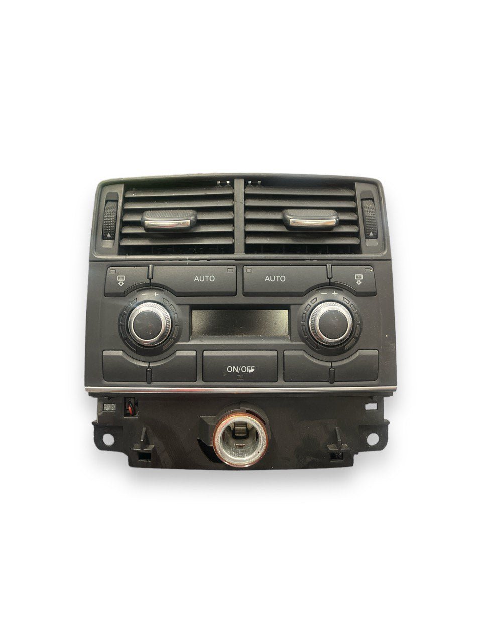 Comandi Clima Manuale con Bocchette Audi A8 4E (2002 al 2010) cod: GR742548 - F&amp;P CRASH SRLS - Ricambi Usati