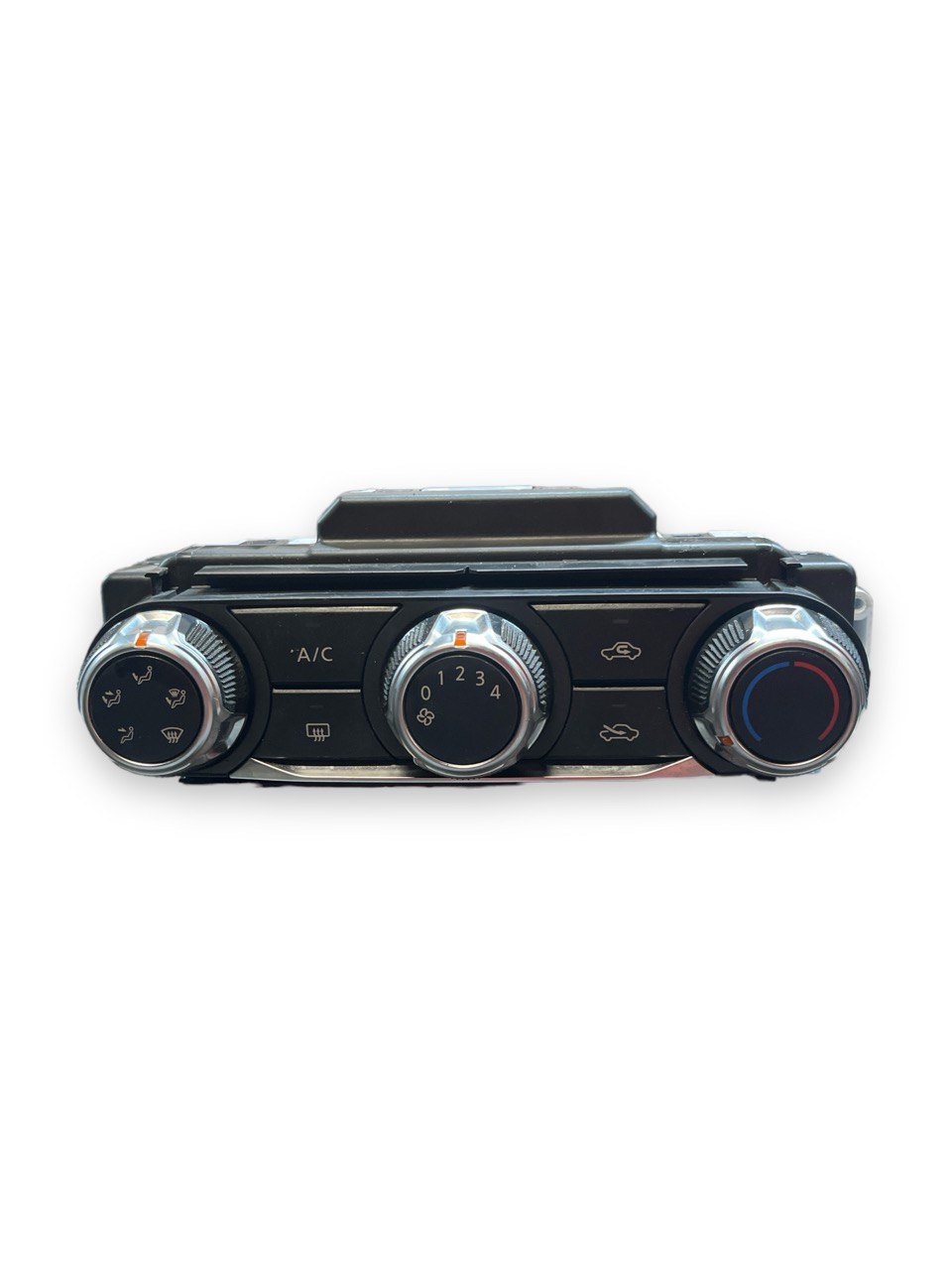 Climate Controls Nissan Micra (K14 - 2021) code: XS146431-0471 - F&P CRASH SRLS - Used Parts