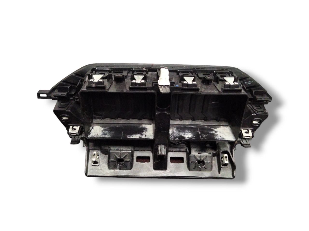 Comandi clima + Pulsante d'emergenza Peugeot 2008 / 208 1.5 diesel cod.9823457080 ( 2019>) - F&P CRASH SRLS - Ricambi Usati