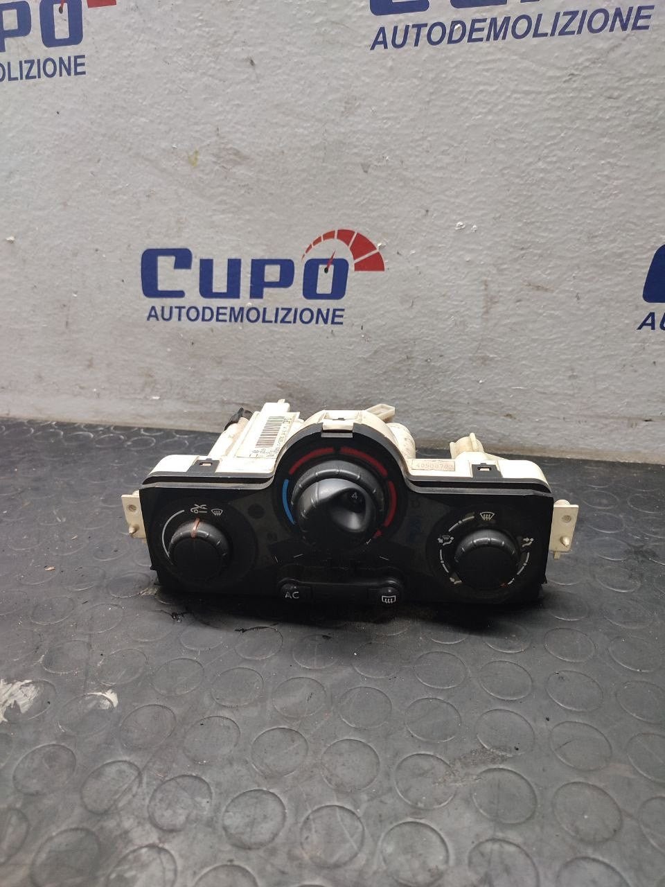 Comandi clima Renault Scenic II ( 2007 ) cod 69580001 - F&amp;P CRASH SRLS - Ricambi Usati