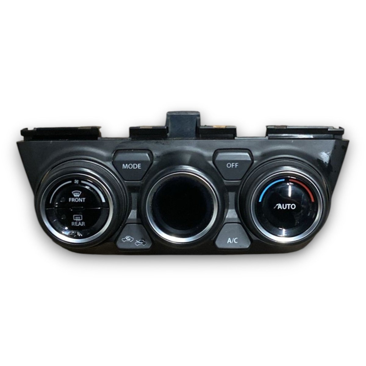 Comandi clima Suzuki Swift VI cod . 39510 - 52r10 1.2 benzina (2017 > 2023) - F&P CRASH SRL - Ricambi Usati