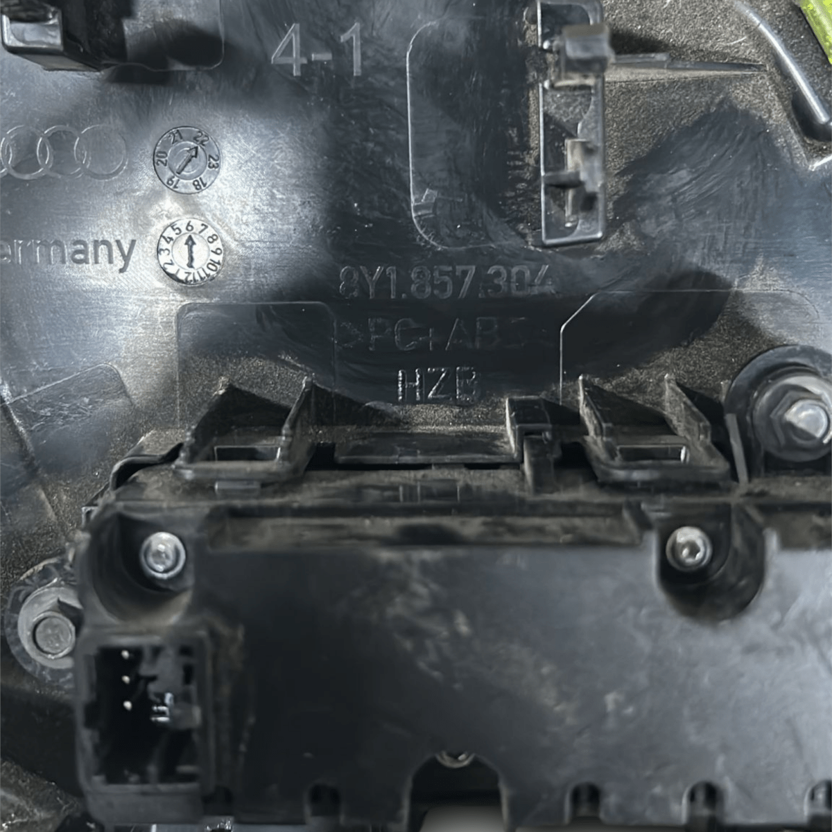 Audi A3 8y light commands cod:8y1857304 (2020 >) - F&P CRASH SRL - Used Spare Parts