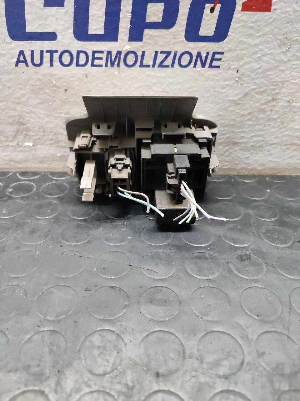 Comandi Luci Renault Scenic II Serie (2008) Cod:8200140985 - F&P CRASH SRLS - Ricambi Usati