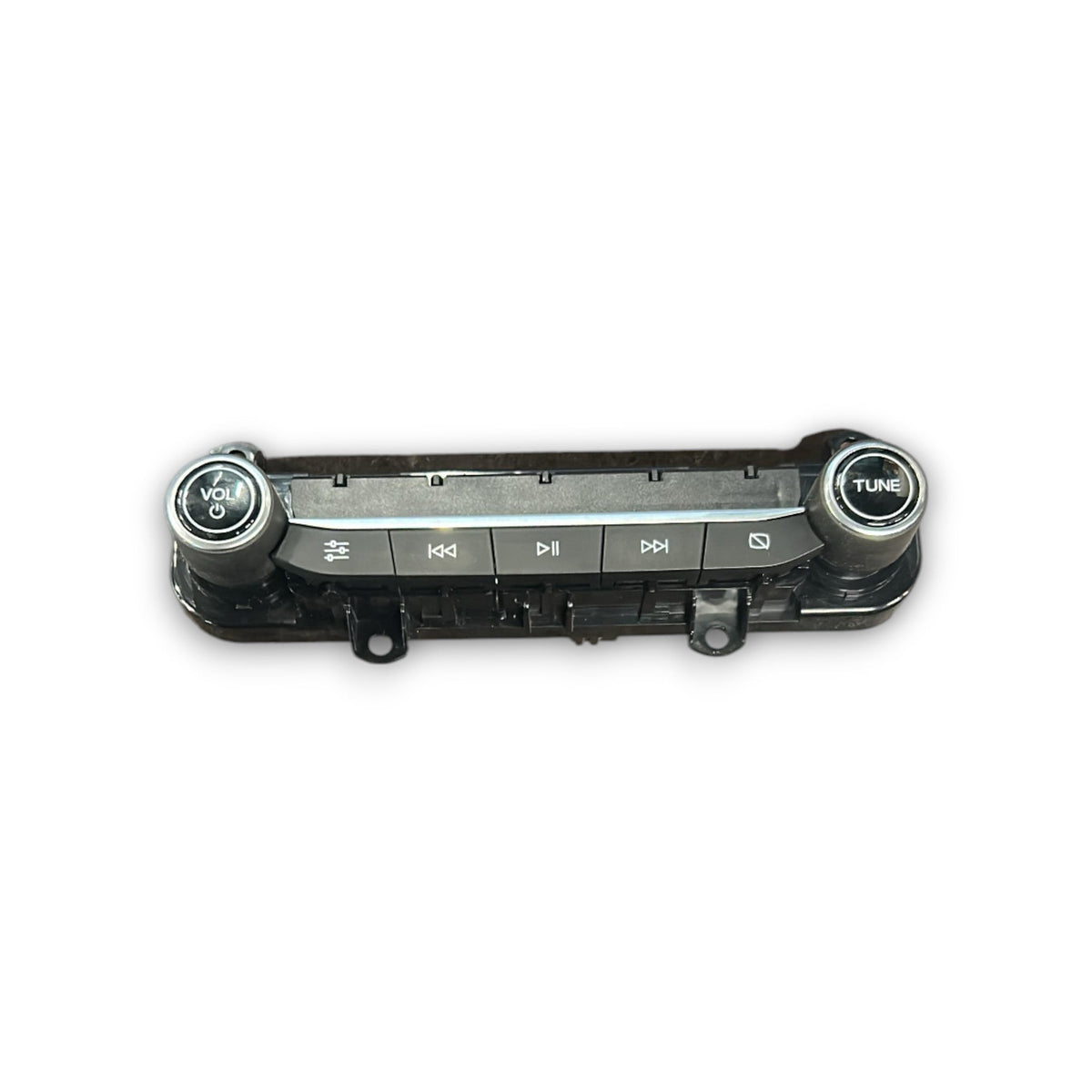 Comandi Stereo / Autoradio Ford Puma cod.GN15 - 18K811 - HF (2019 > ) - F&amp;P CRASH SRLS - Ricambi Usati