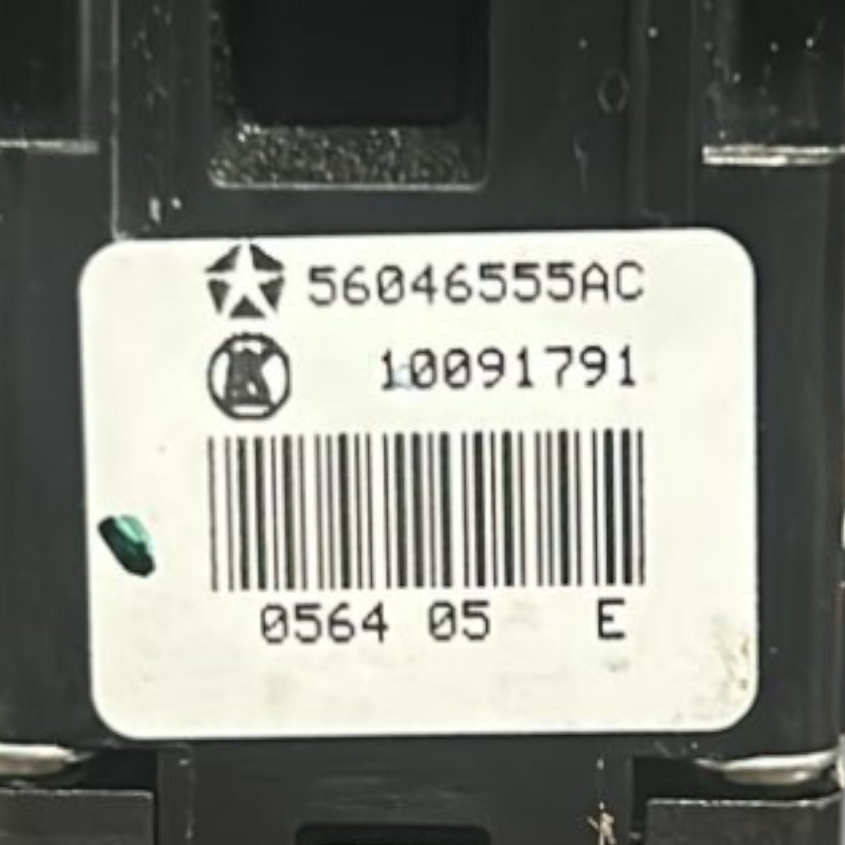 Left Front Window Lift Command Jeep Cherokee (KL) cod.56046555AC (2013 > 2023) - F&P CRASH SRLS - Used Parts