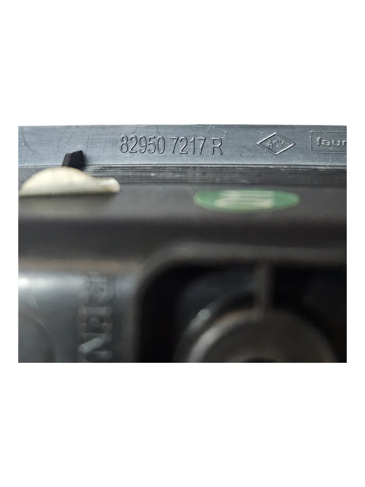 Right Rear Window Lift Command Renault Clio IV (2012 - 2021) Code:829507217R - F&P CRASH SRLS - Used Parts