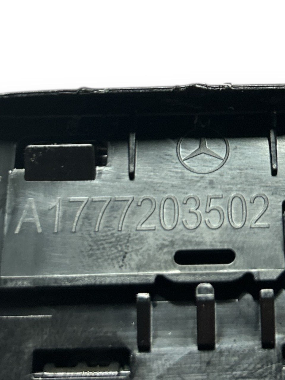 Comando Alzavetro Posteriore Sinistro Mercedes Benz Classe A (W177) (2018 > ) cod.1777203502 - F&P CRASH SRLS - Ricambi Usati