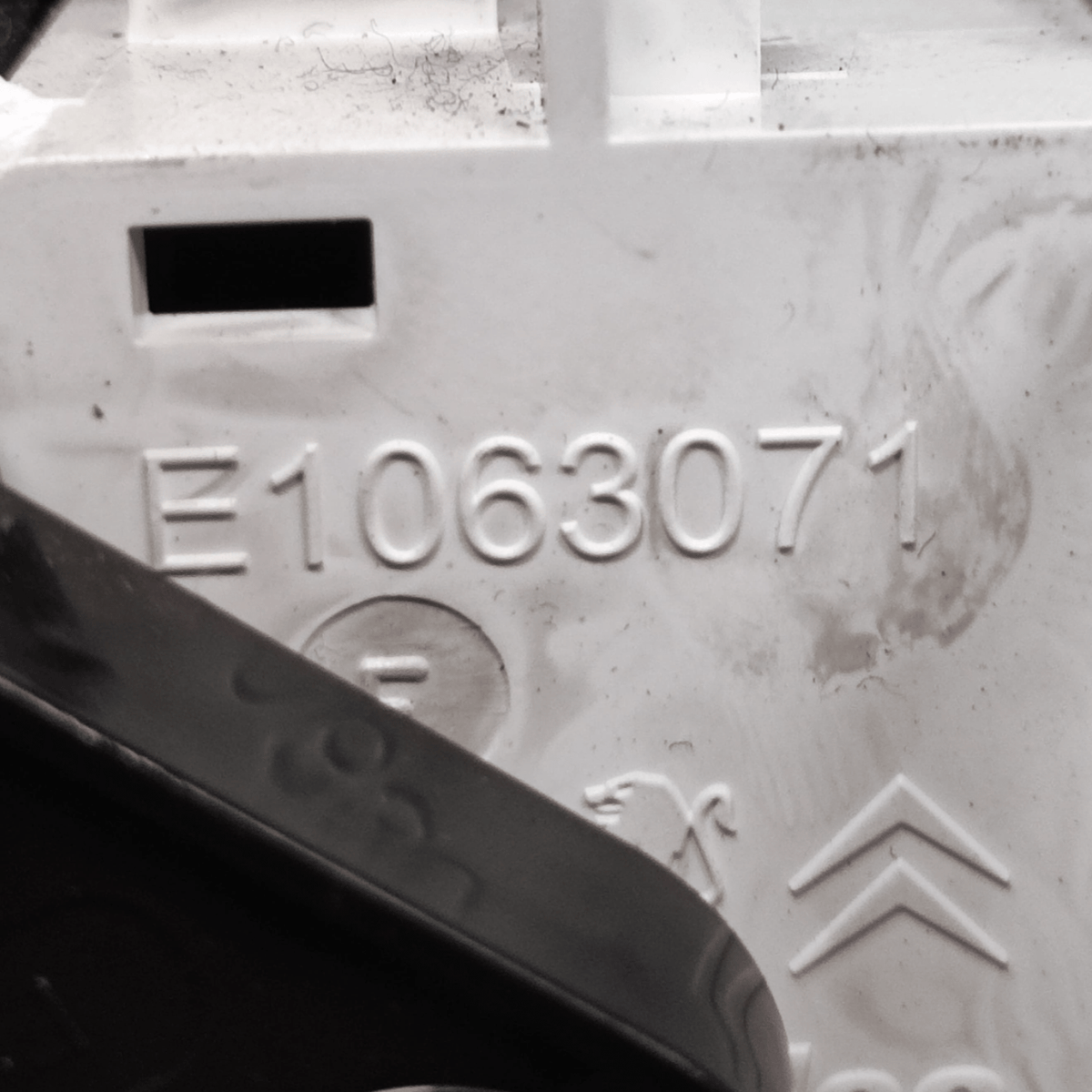 Comando Clima Peugeot 208 COD: E1063071 (2013 - 2019) - F&P CRASH SRLS - Ricambi Usati