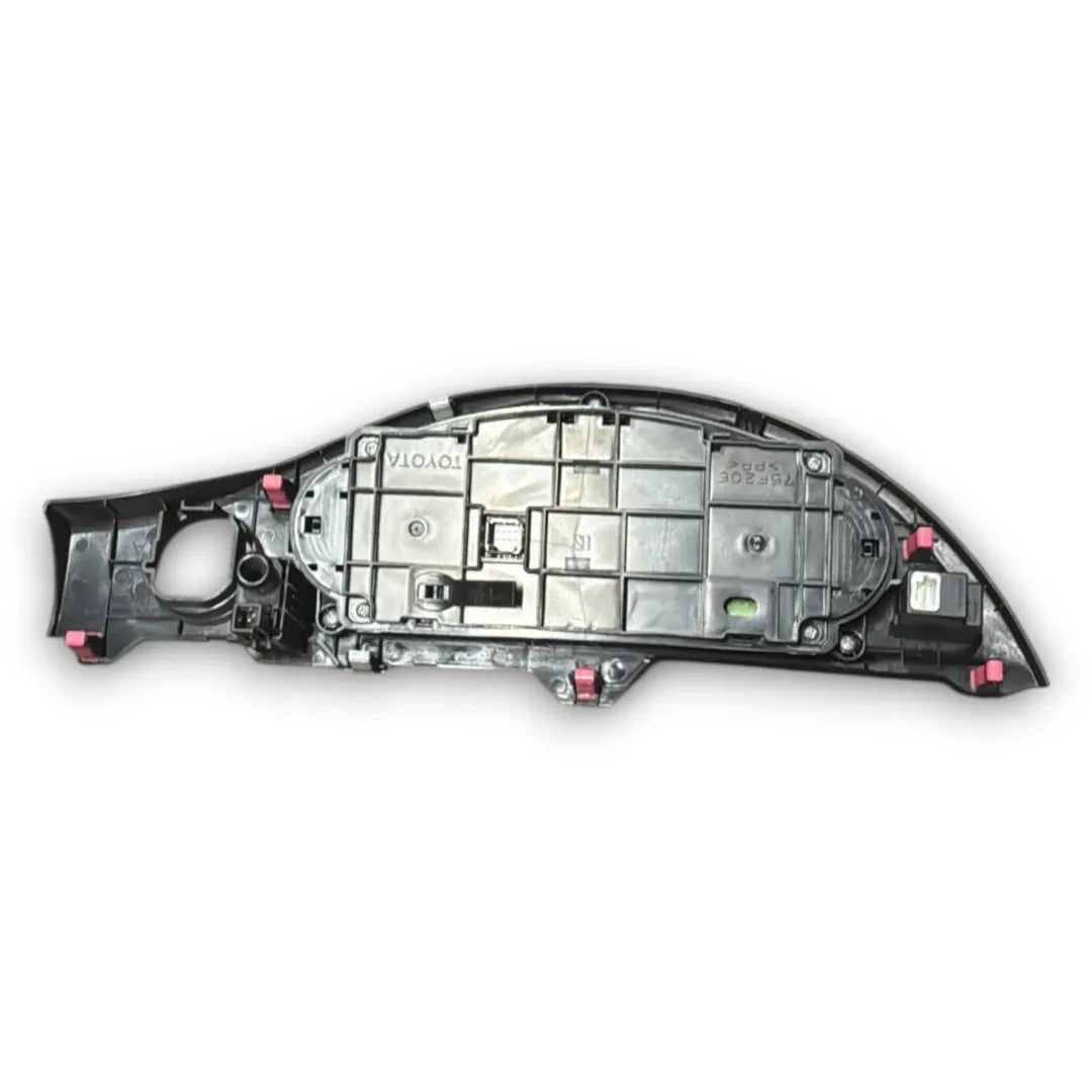 Dettaglio Comando clima Toyota Yaris 2014–2017 OEM 559000D810C1 - foto 2