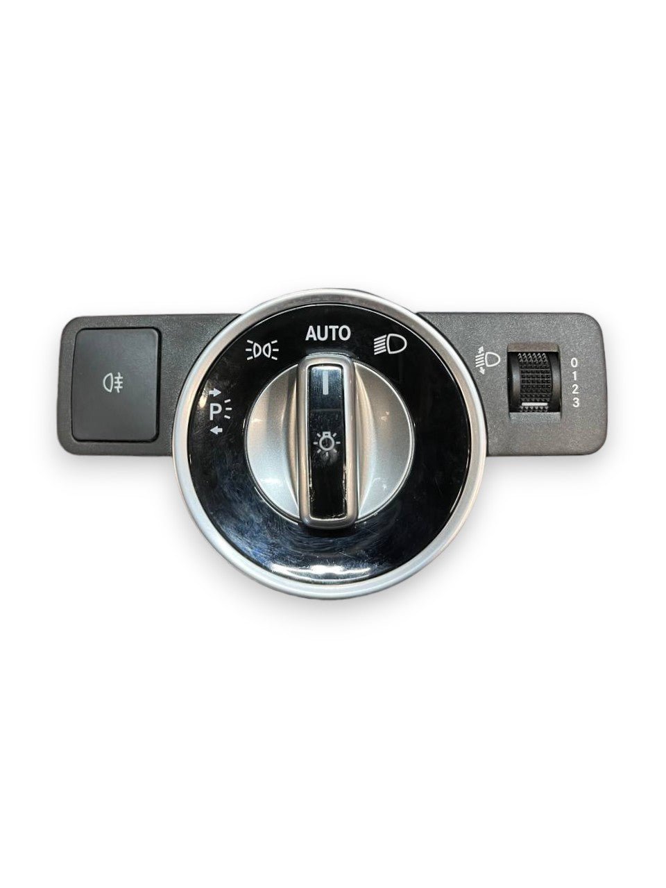 Comando Luci Mercedes - Benz Classe A W176 (2012 - 2018) cod.A2129050651 - F&P CRASH SRLS - Ricambi Usati