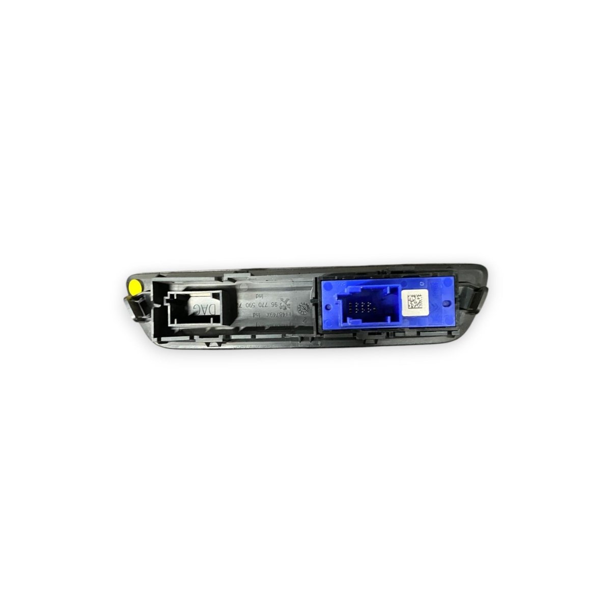 Button command / ESP switch / ASR Traction control Peugeot 2008 / 208 (2012 - 2019) Code: 9677059077 - F&P CRASH SRLS - Used Parts