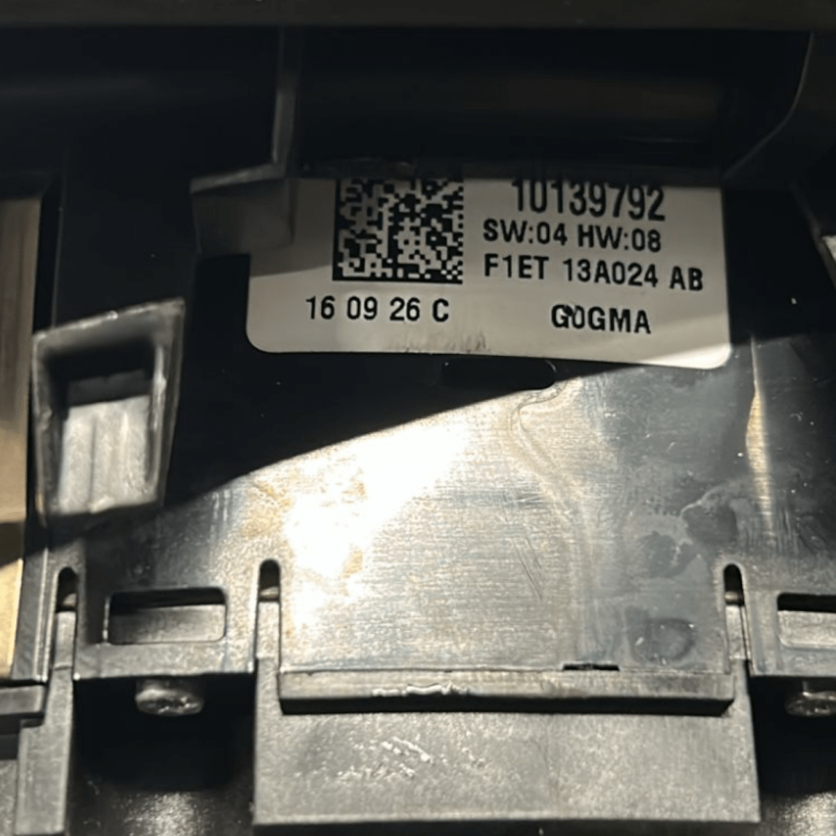 Ford Focus III Light Adjustment Command code: F1ET13A024AB (2011 > 2018) - F&P CRASH SRLS - Used Parts