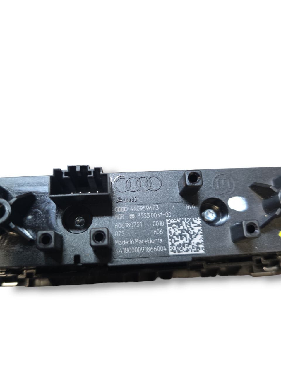 Comando Start&Stop e comandi volume Audi A7 C8 ( 2017 > ) Cod : 4N0959673 - F&P CRASH SRLS - Ricambi Usati