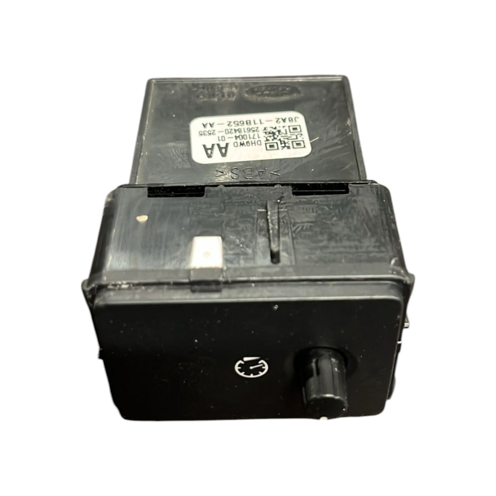 Brightness Switch Range Rover Velar (L560) code:J8A2 - 11B652 - AA (2017 >) - F&P CRASH SRLS - Used Parts