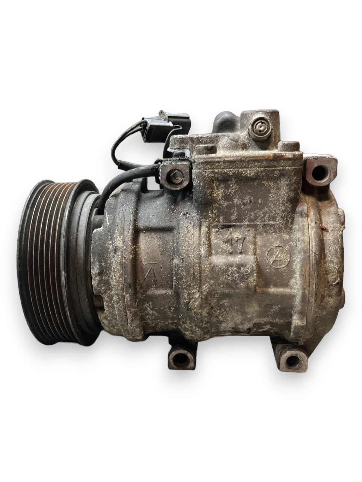 Air conditioning compressor Land Rover Discovery TD5 (1999 - 2.5) COD:447200-4962 - F&P CRASH SRLS - Used Parts