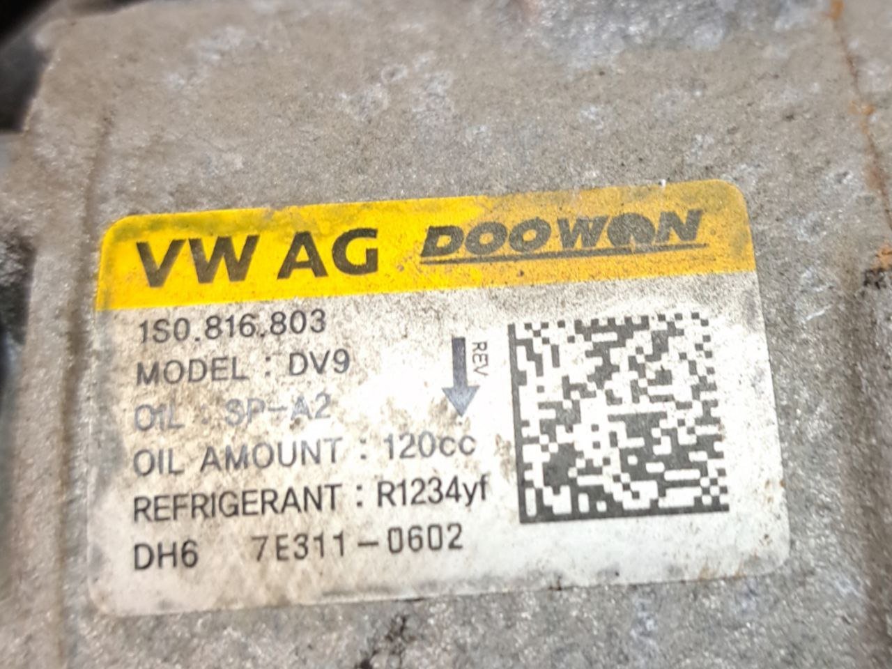 Compressore aria clima Volkswagen Up 1.0 benzina (2012>) COD:1S0816803 - F&P CRASH SRLS - Ricambi Usati