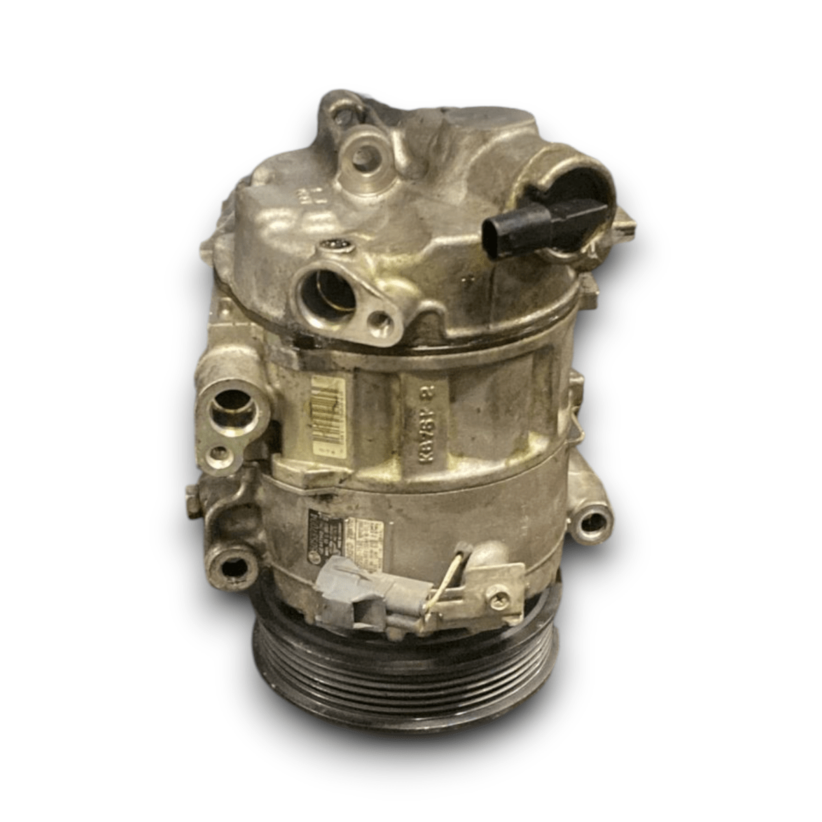 Compressore aria condizionata alfa romeo Stelvio cod . 50537004 2.2 diesel (2016 >) - F&P CRASH SRL - Ricambi Usati