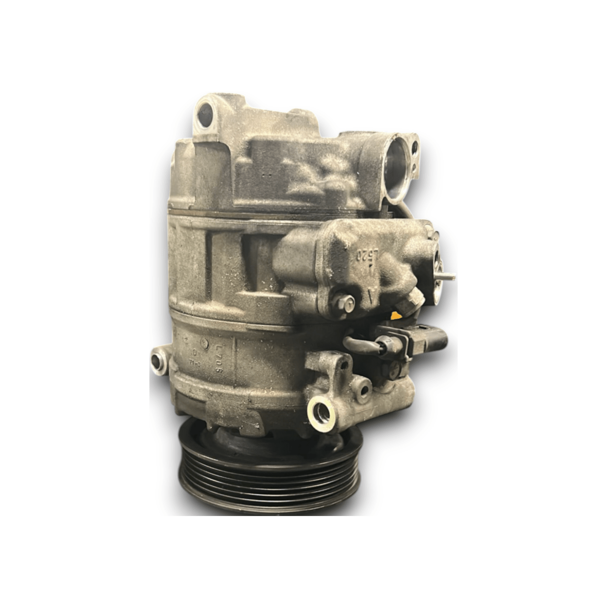 Compressore aria condizionata audi q7 3.0 diesel cod:7L68208031 (2005 > 2015) - F&P CRASH SRLS - Ricambi Usati