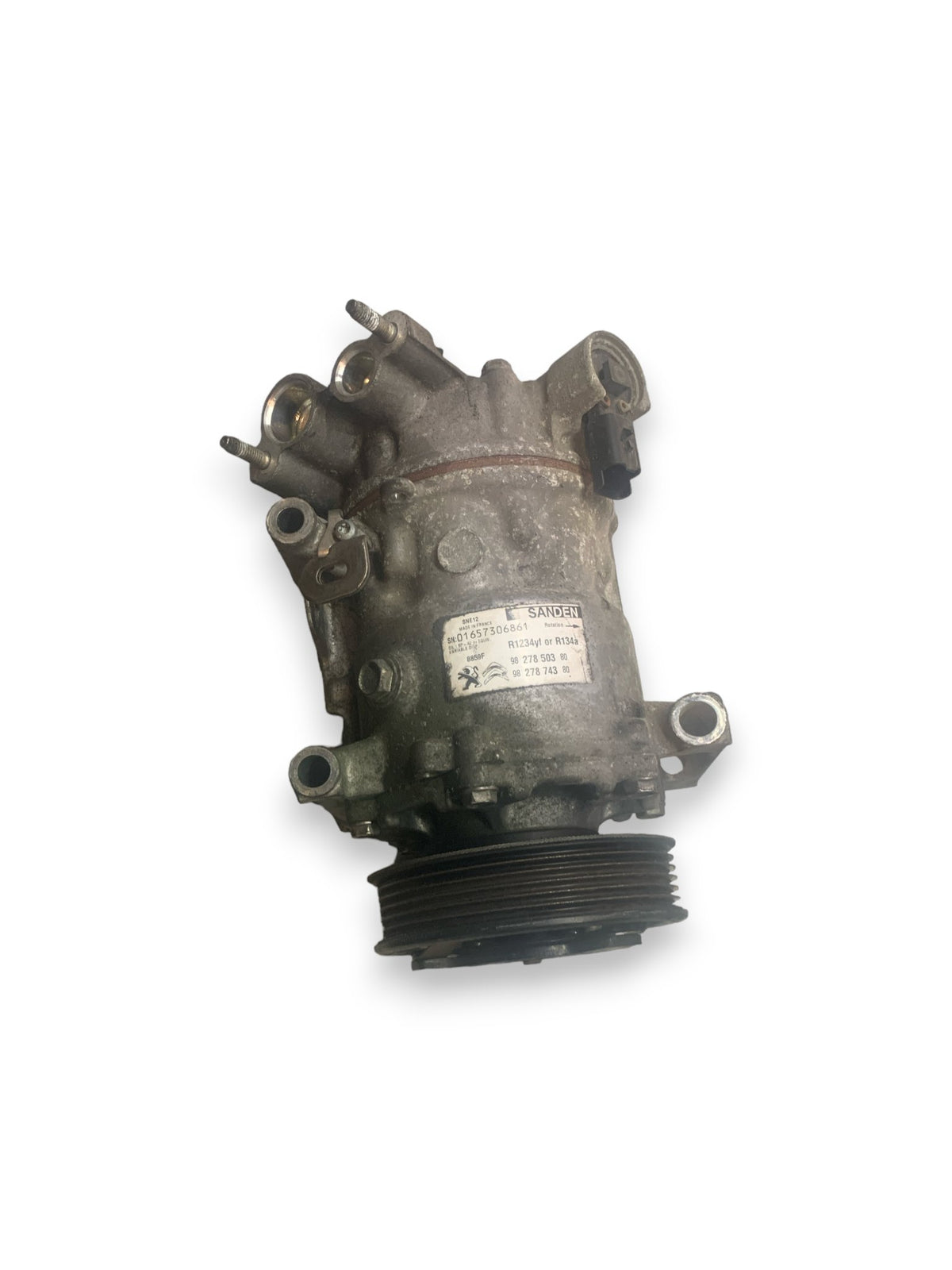 Air conditioning compressor climate Peugeot 308 1.5 hdi (2017) cod.9827874380 - F&P CRASH SRLS - Used Parts
