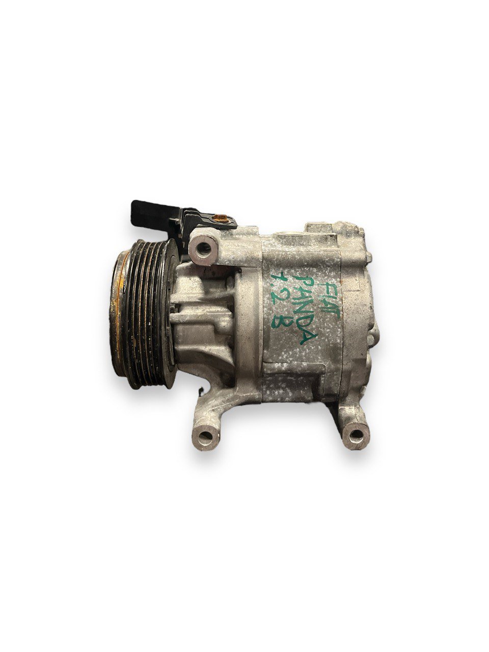 Compressore Aria Condizionata Fiat Panda 1.2 Benzina (2012&gt;) cod: 000520604610 - F&amp;P CRASH SRLS - Ricambi Usati