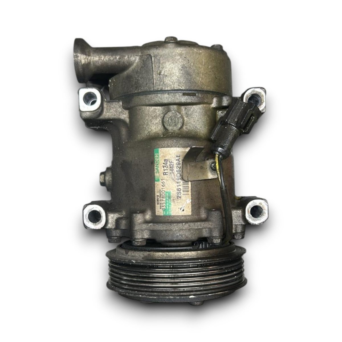 Compressore aria condizionata Ford Fiesta V 2s6119d629ae 1.4 diesel (2002 > 2008) - F&P CRASH SRL - Ricambi Usati