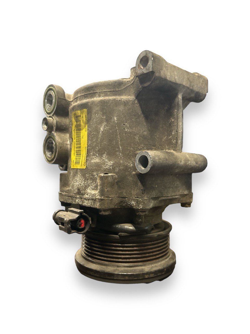 Compressore Aria Condizionata Ford Fiesta VI 1.4 Benzina cod.8V5119D629EF (2008 &gt; 2017) - F&amp;P CRASH SRLS - Ricambi Usati